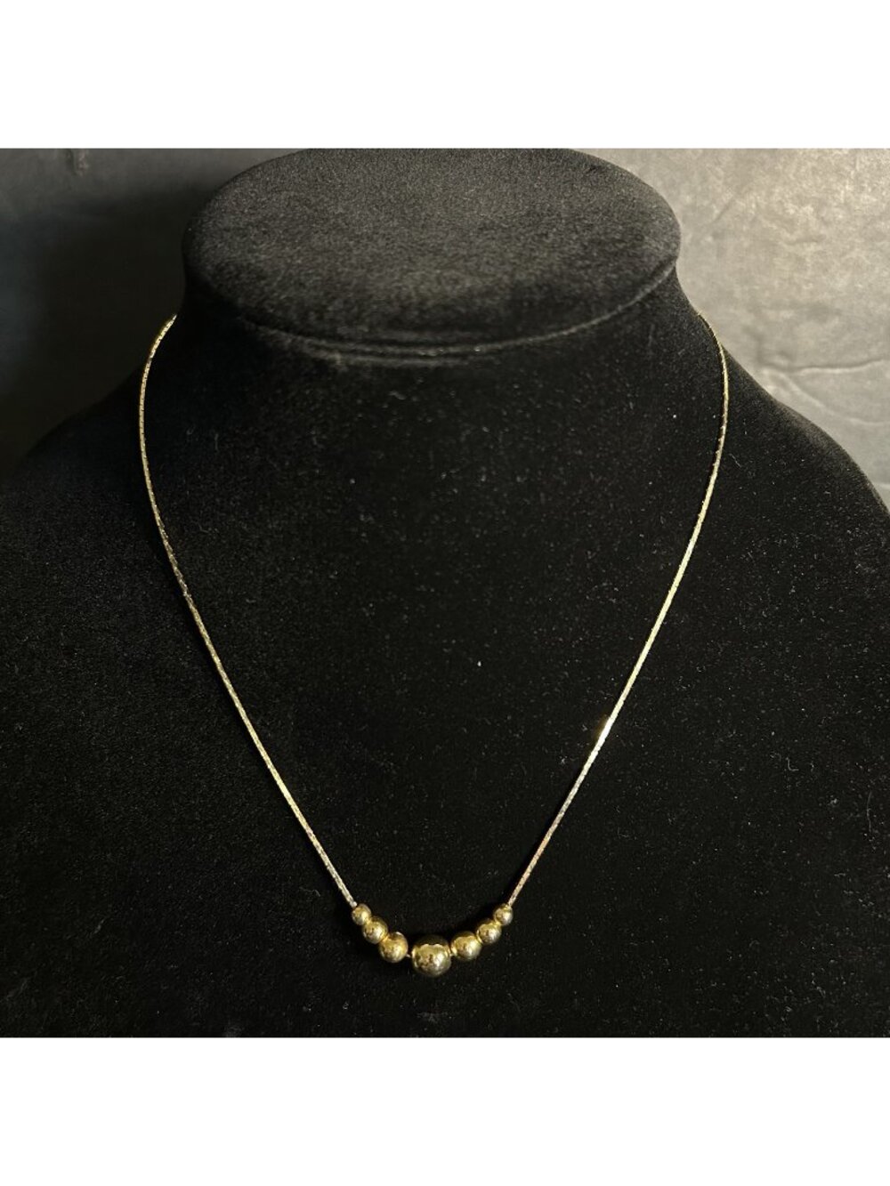 Vtg Unbranded Women Slider Gold Beads Necklace Gold Tone Smooth Flat Chain 16”